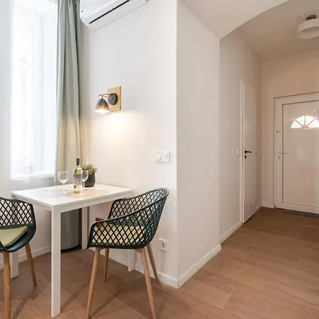 Pop Art Suite In The Heart Of Budapest Exterior photo